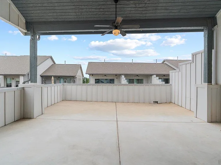 2520 Bluebonnet Ln #40 — Photo 23