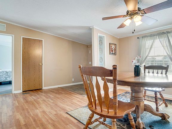 5th image of 8524 Summerwood Dr