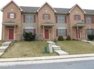 1932 Powell Dr, Chambersburg, PA 17201