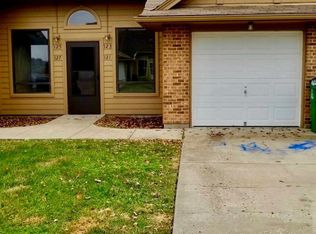 125 N Crest Dr, Raymore, MO 64083