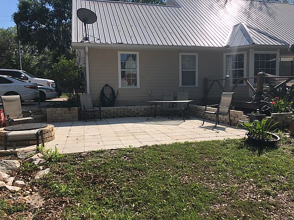 additional deck/fire pit
