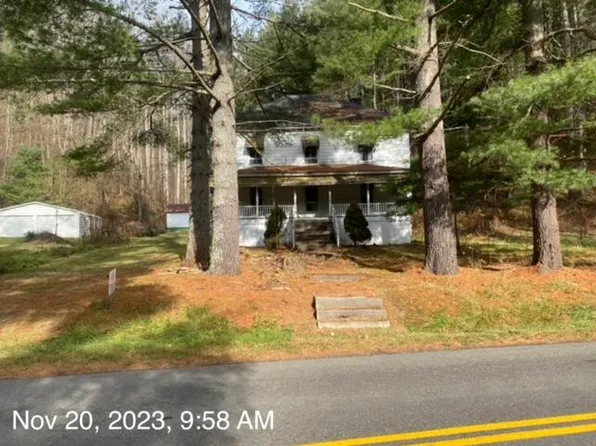 1985 Bandy Rd, Cedar Bluff, VA 24609