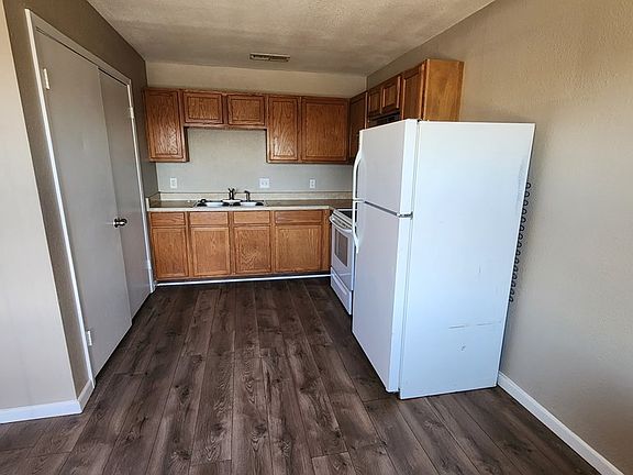 4th image of 4701 W Illinois Ave APT B