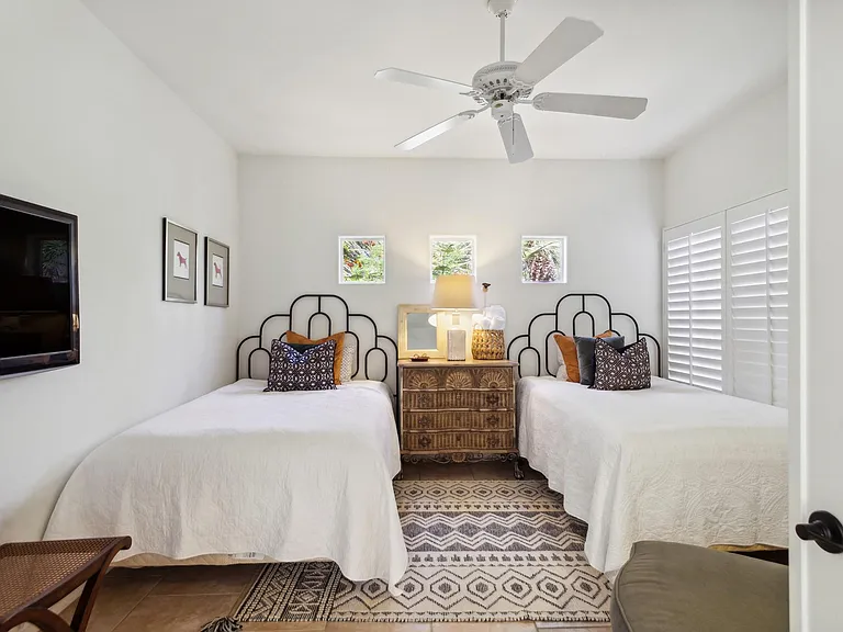 2x Double beds Guest Room 3