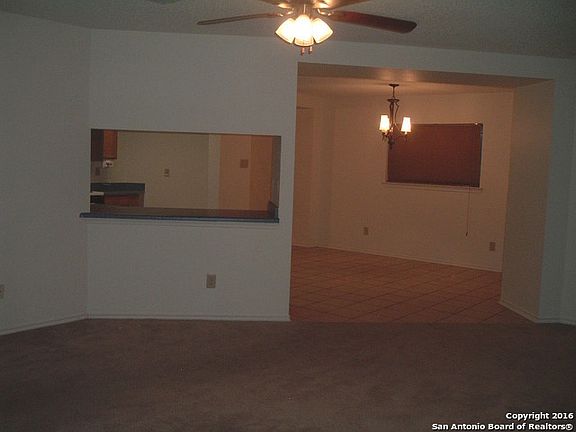 5th image of 2637 Westover Vw