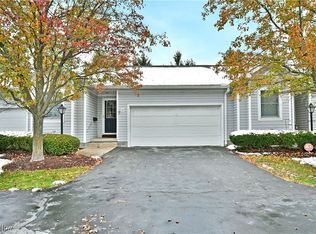 129 Greenfield Oval NW, Warren, OH