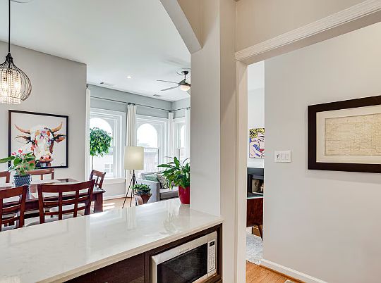 4th image of 1918 18th St NW