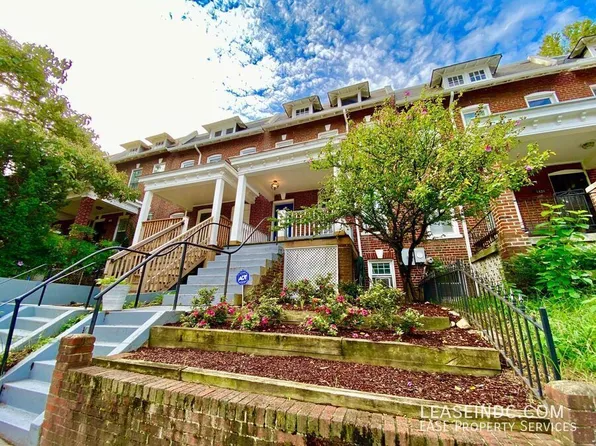 1424 Oak St NW, Washington, DC 20010