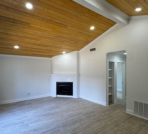 2nd image of 2213 General York Cir