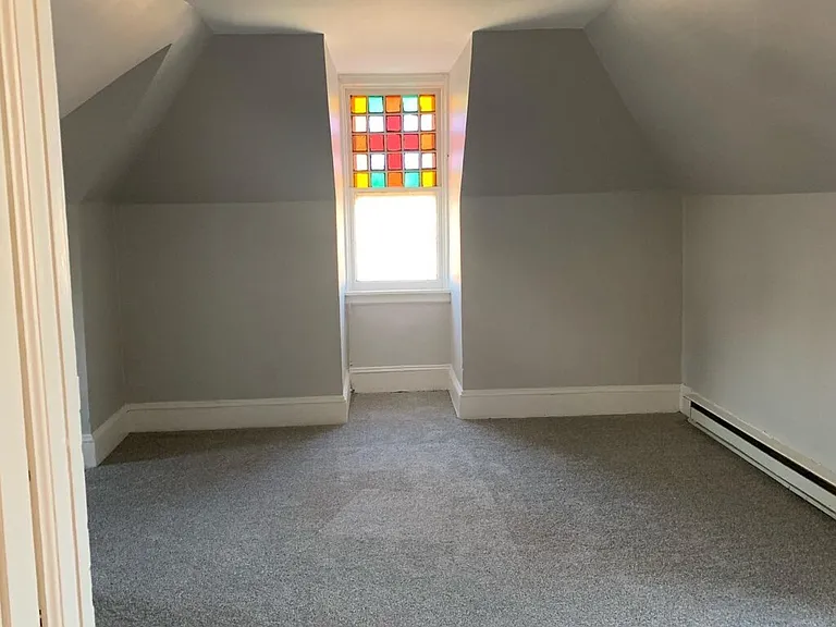 512 Market St #3 — Photo 4