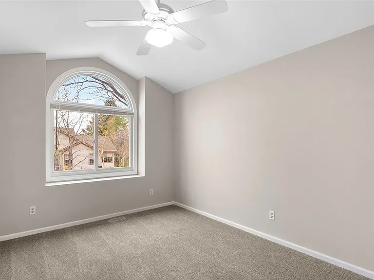 3205 S Tulare Ct — Photo 18
