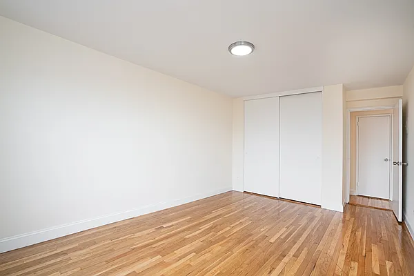 Sold by Veritas Property Management | media 8