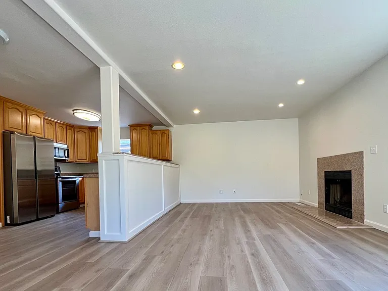 10530 Rampart Ave — Photo 9