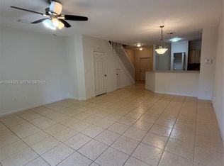 6533 Catalina Ln, Fort Lauderdale, FL 33321