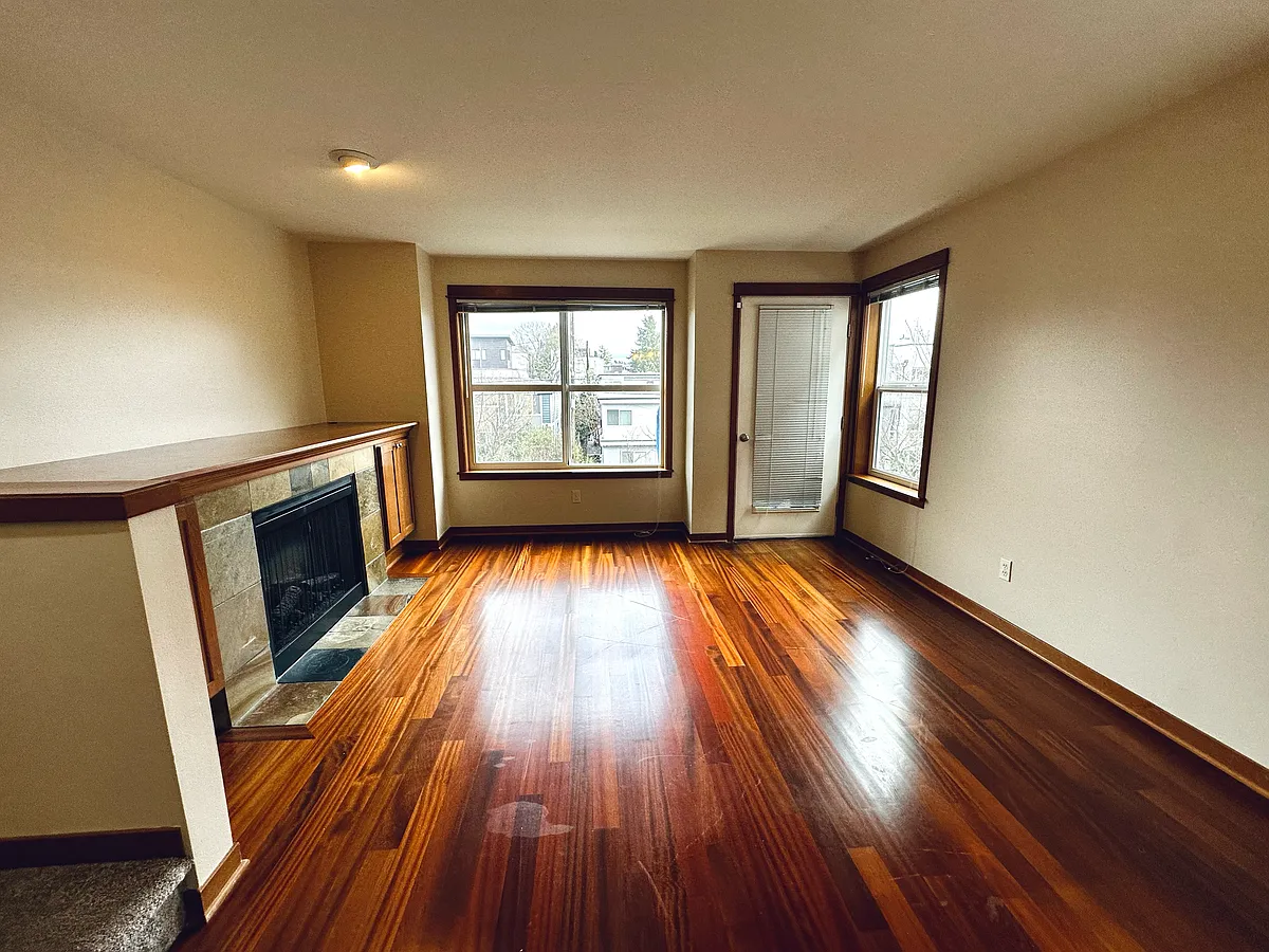Main floor living room #2 - 9025 18th Ave SW #B