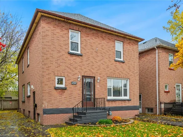 257 Niagara St, Welland, ON L3C 1K3