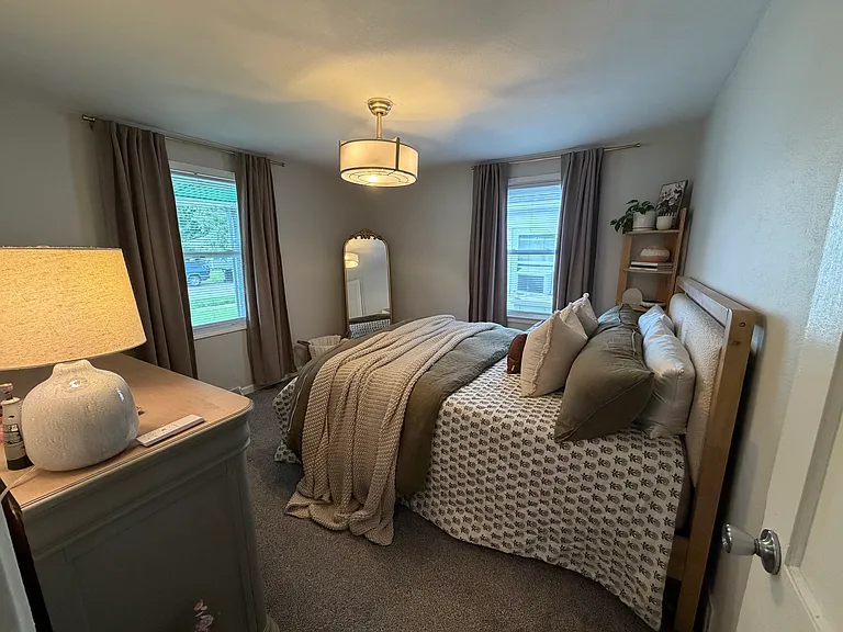 Bedroom #1