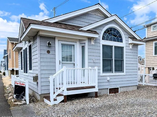 104 W Dune Way, Lavallette, NJ 08735