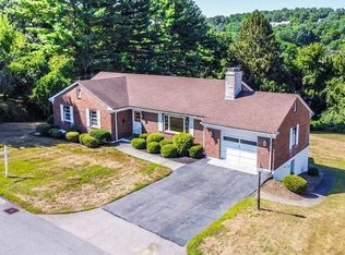 5 Crest Rd, Framingham, MA 01702