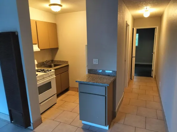 1128 N Commerce St #5, Stockton, CA 95202