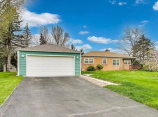 920 Kenilworth Ter, Lake Zurich, IL 60047