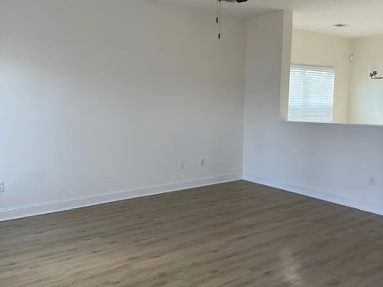 241 Whipple Ave — Photo 2
