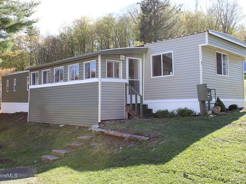 1st image of 2 Lakewood Cir