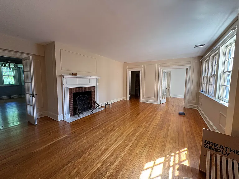 415 City Ave #E2 — Photo 9