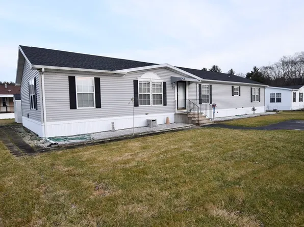 12 Short St, Raynham, MA 02767