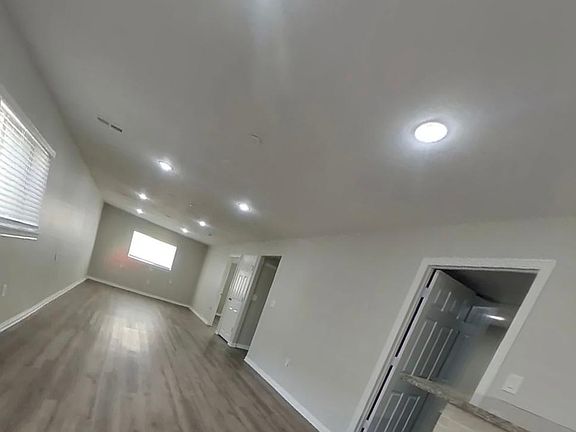 5th image of 4893 W Berry Creek Dr