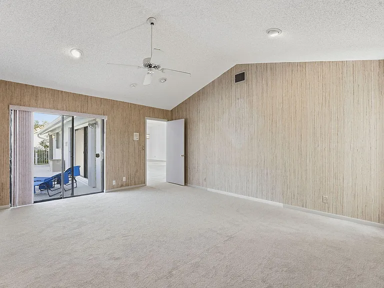9476 El Clair Ranch Rd — Photo 30