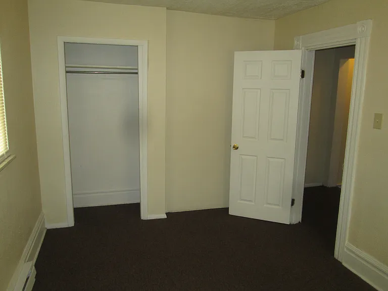 217 Bruce St — Photo 12