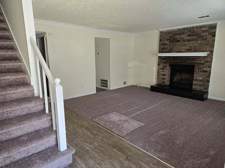 3173 Sloping Ter — Photo 4