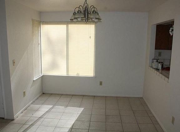 4th image of 11312 Meadow Flower Pl