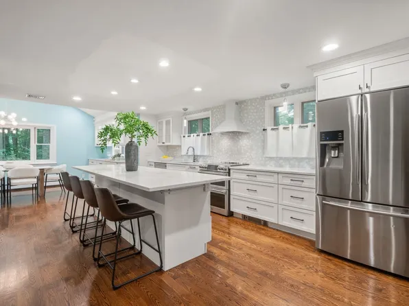 298 Marked Tree Rd, Needham, MA 02492