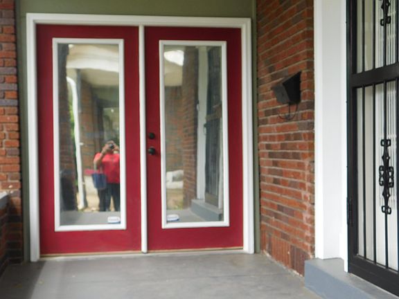 2nd image of 664 Stonewall St