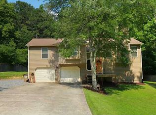 6730 Romain Dr, Acworth, GA 30102