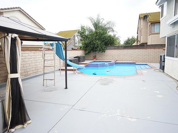 3rd image of 13751 San Antonio Ave