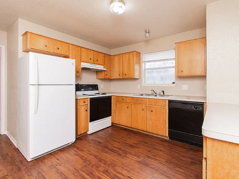 4408 Deek Dr #D — Photo 7