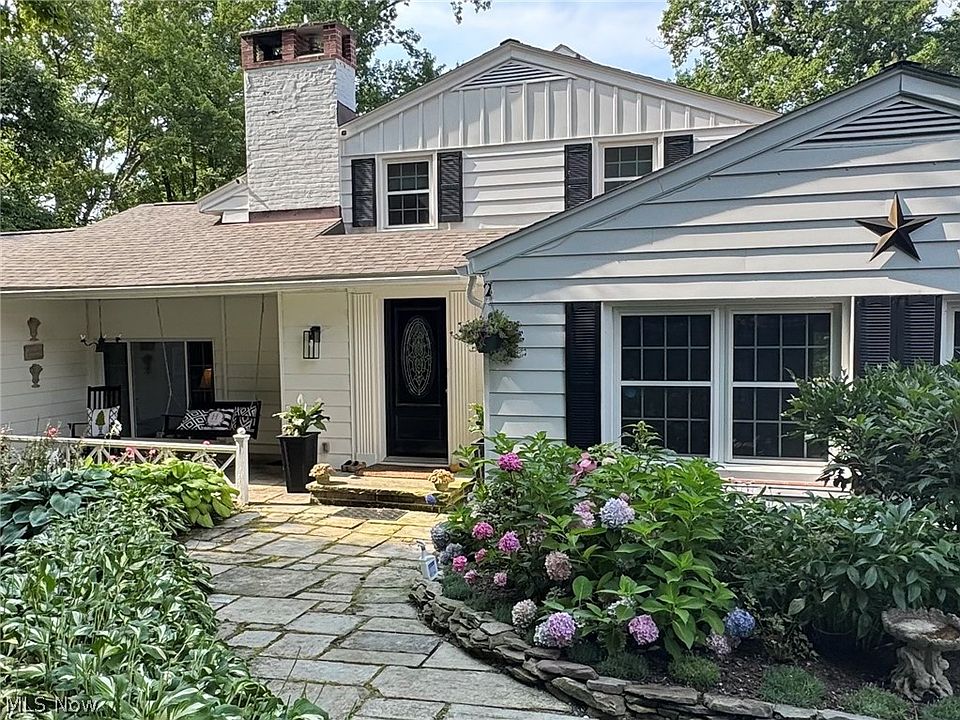 1st image of 8374 Lucerne Dr