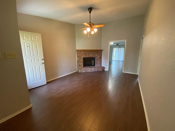 3rd image of 702 Blackwell Ave APT B