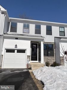 30 Grayson Ln, Downingtown, PA, 19335