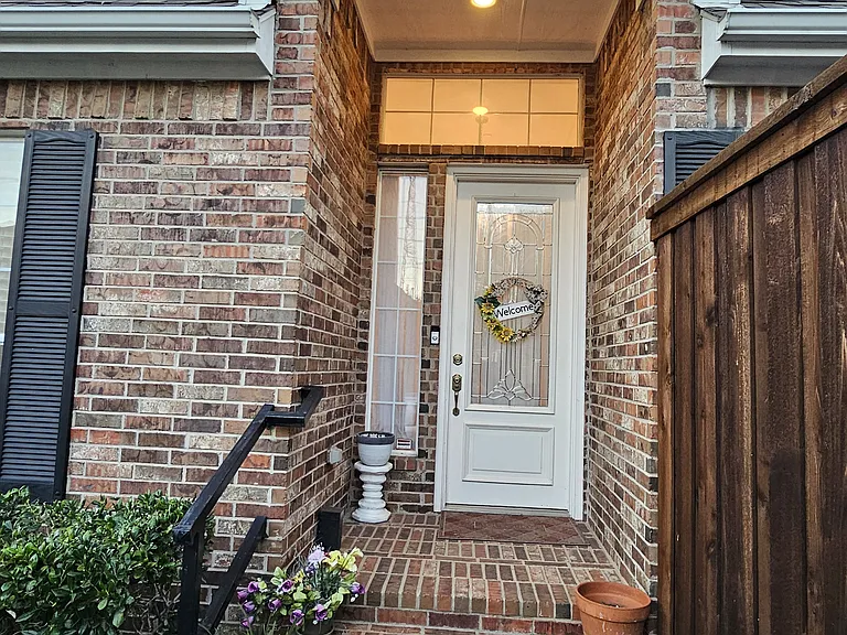 8207 Persimmon St — Photo 4