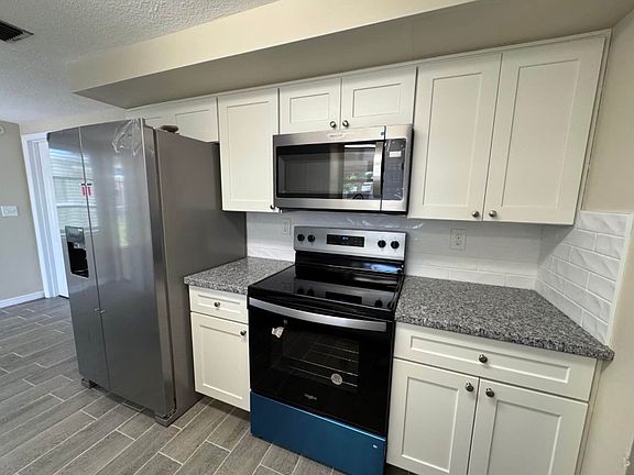 2nd image of 5636 Casino Dr