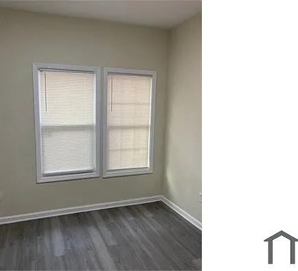541 Woodbine St — Photo 11
