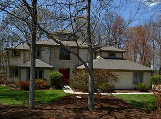 1807 Cheviot Rd, Sewickley, PA 15143