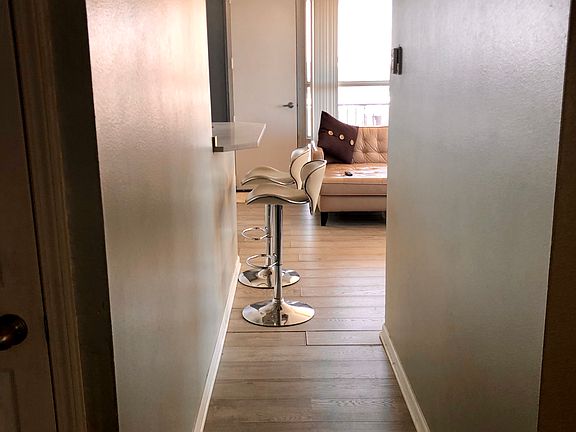 5th image of 6730 S South Shore Dr APT 606