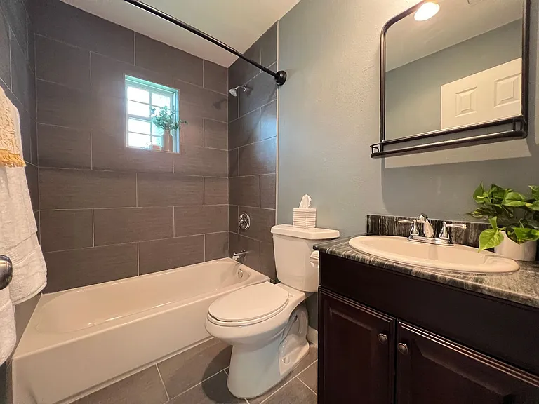1226 Record Crossing Rd — Photo 11