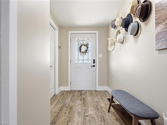 2nd image of 39 Maitland St