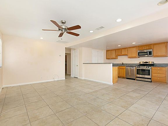 Open floor plan Living/Kitchen